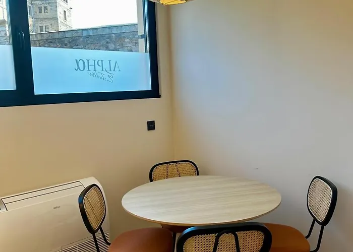 Alpha Estudios, Turisticos Lejlighed Astorga